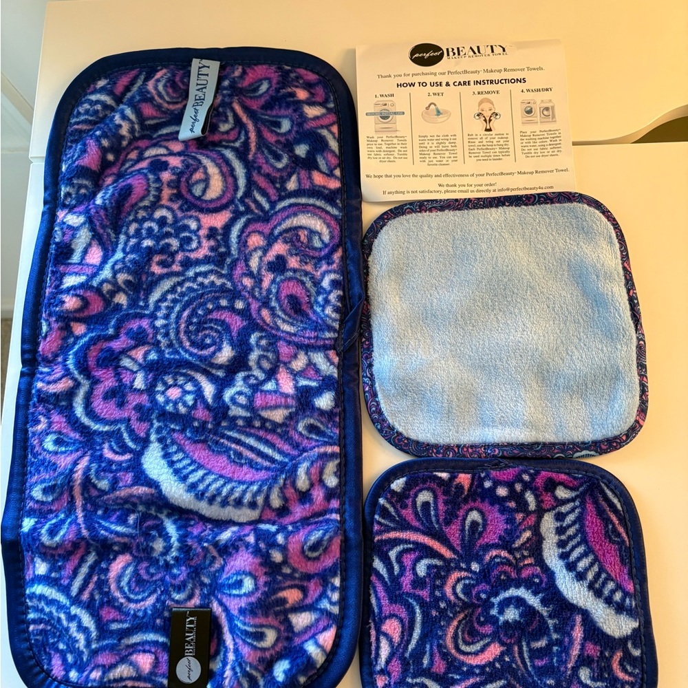 MakeUp Eraser Paisley Set in Blue and Pink
